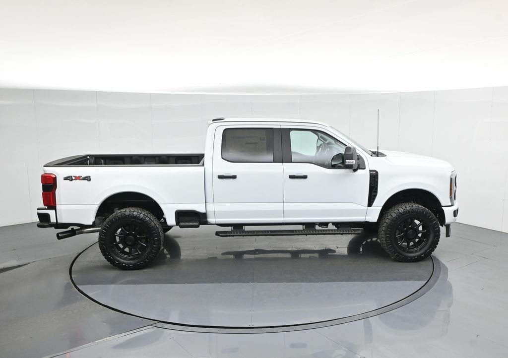 2025 Ford F-250 photo 34