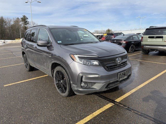 2021 Honda Pilot SE's photo