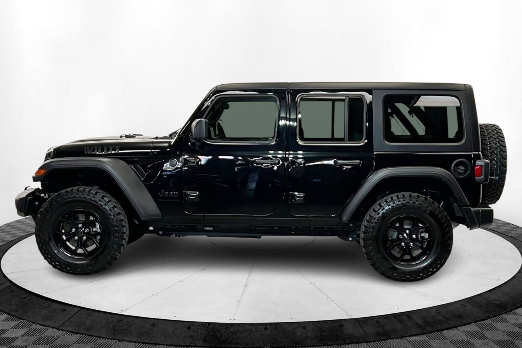 2024 Jeep Wrangler Willys photo 2
