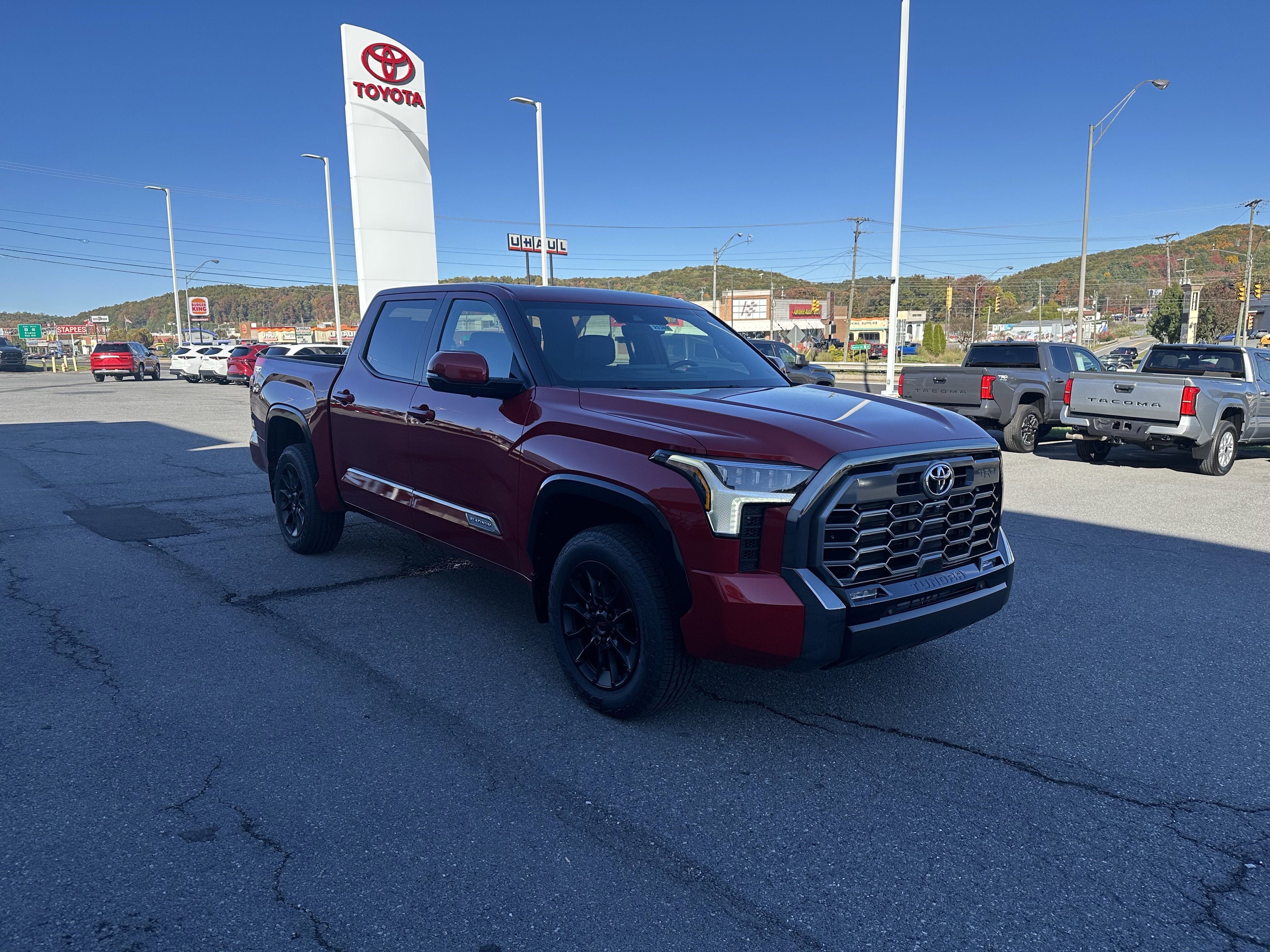 2026 Toyota Tundra Platinum's photo