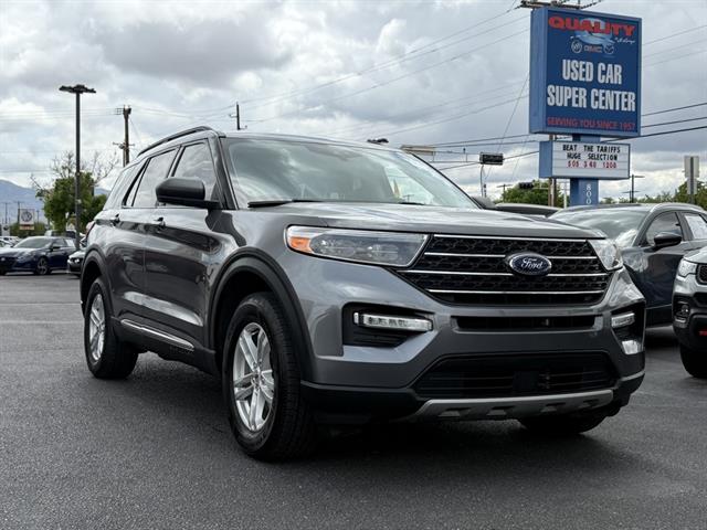 2022 Ford Explorer XLT's photo
