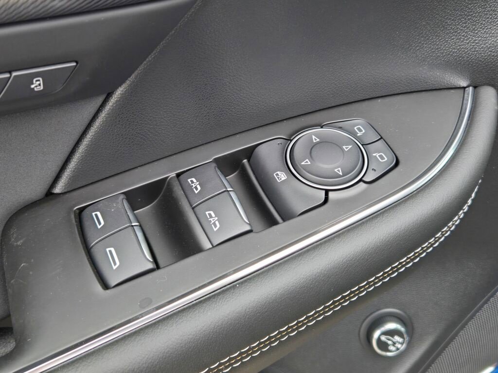 2025 Buick Envision Sport Touring photo 23