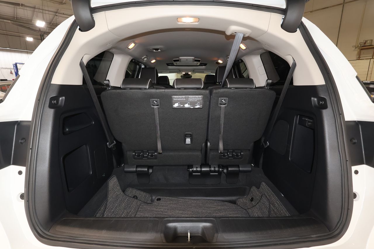 2025 Honda Odyssey Touring photo 20