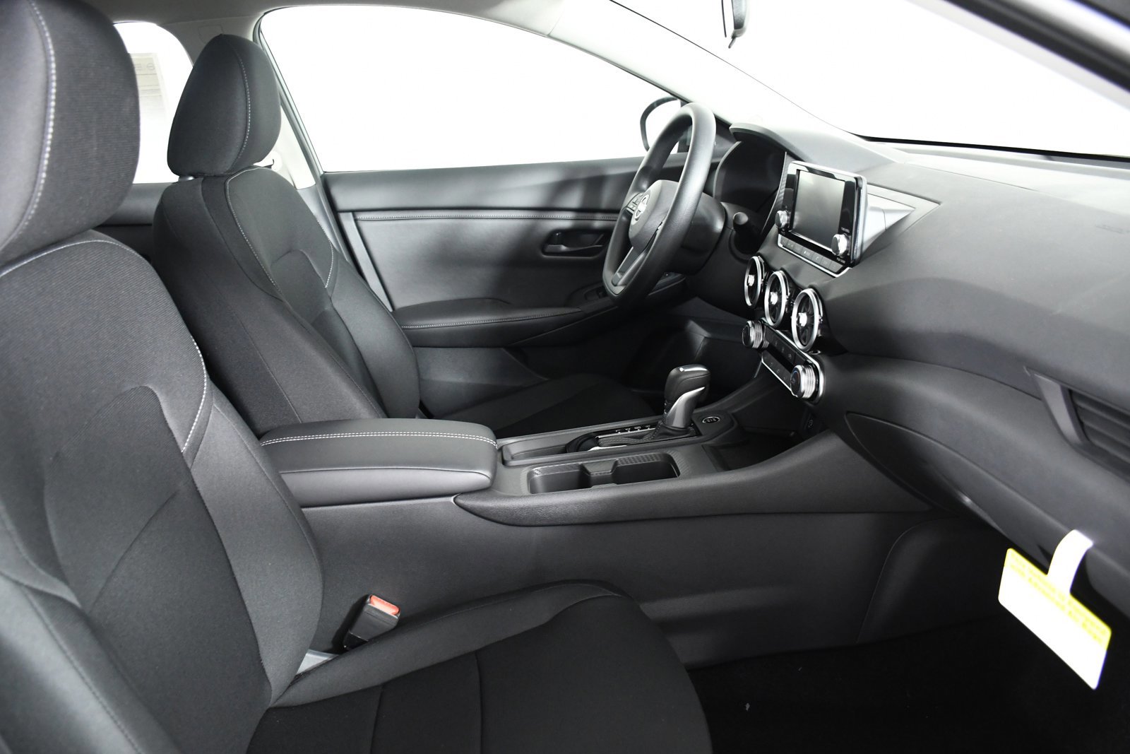 2025 Nissan Sentra S photo 24