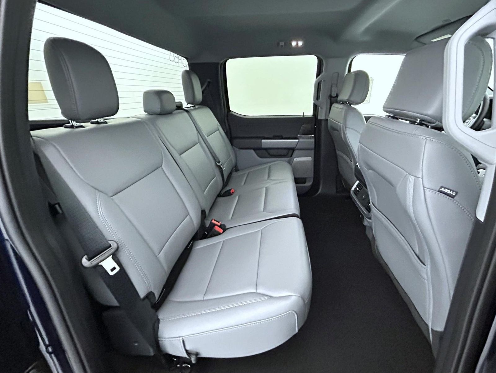 2025 Ford F-150 Lightning photo 15
