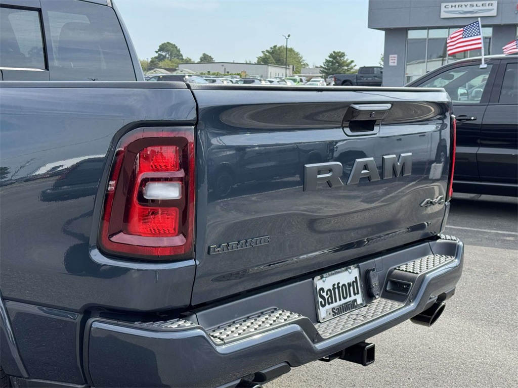 2026 Ram 1500 Laramie photo 10