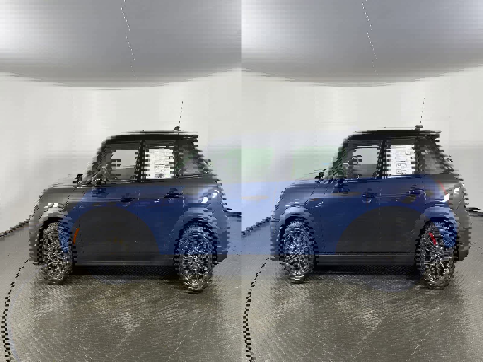 2025 Mini Cooper 4 Door Hardtop S photo 6