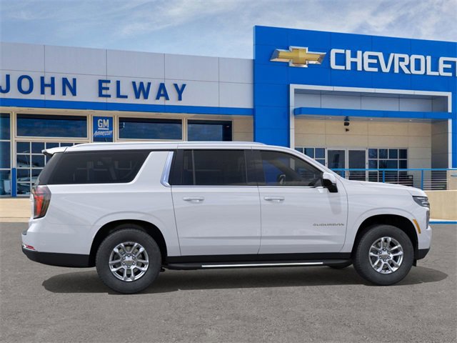2025 Chevrolet Suburban LS photo 4
