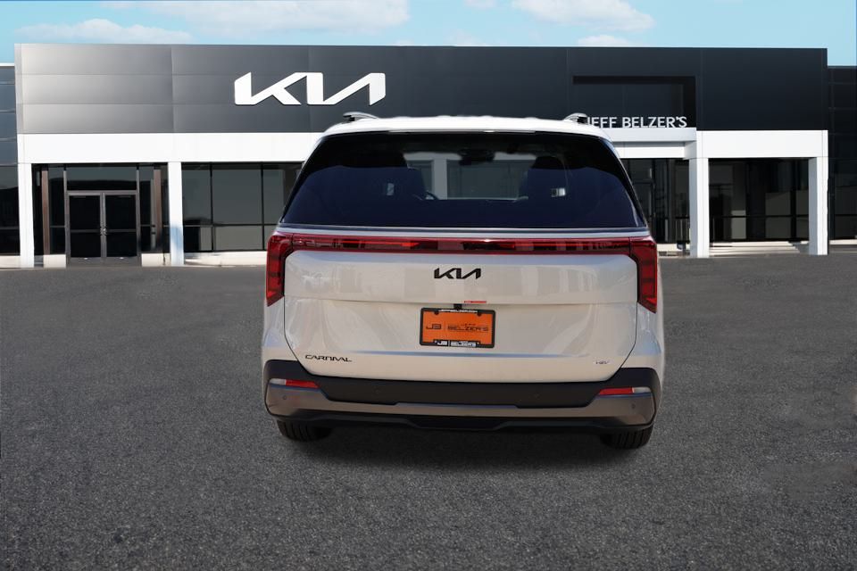 2026 Kia Carnival SX photo 4