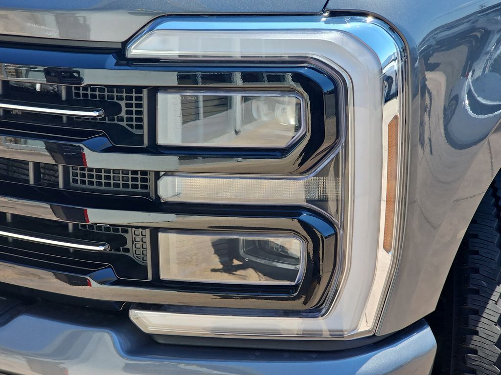 2026 Ford F-350 photo 33