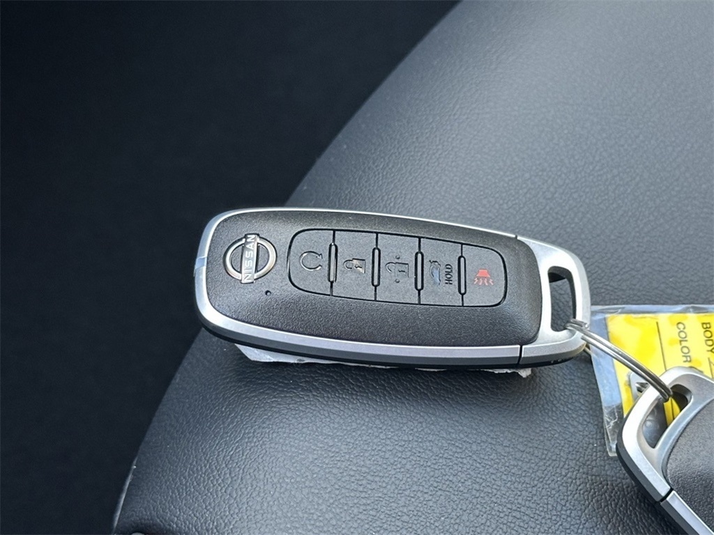 2025 Nissan Sentra SR photo 30