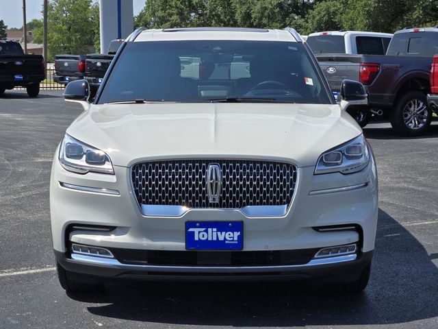 2022 Lincoln Aviator Reserve photo 3