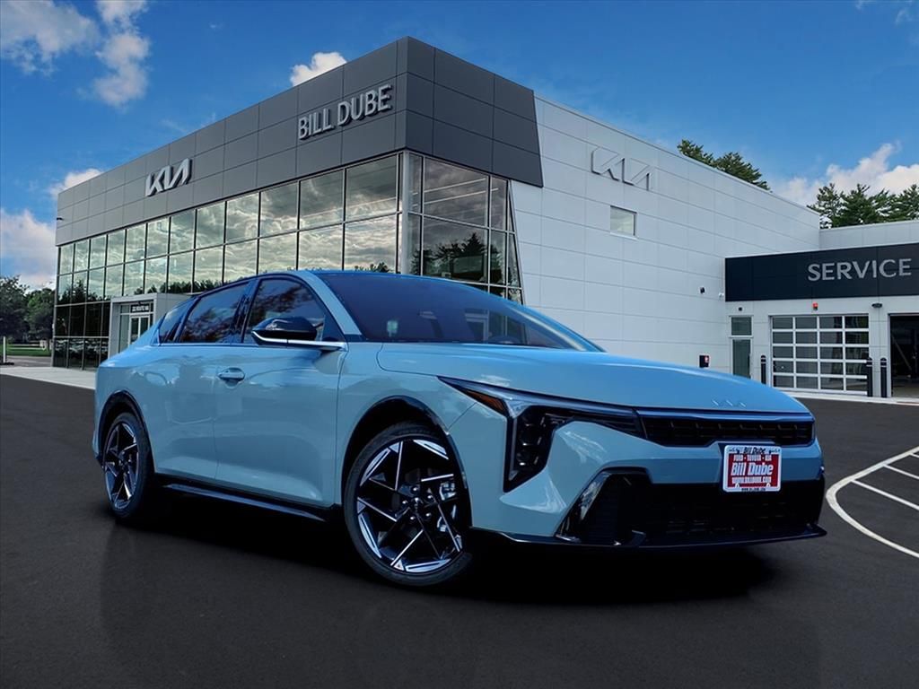 2025 Kia K4 GT-Line's photo