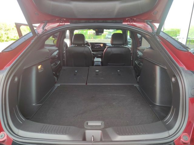 2024 Buick Envista ST photo 25