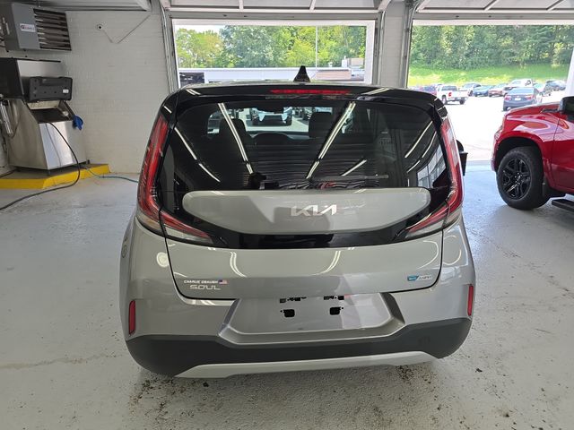 2024 Kia Soul EX photo 4