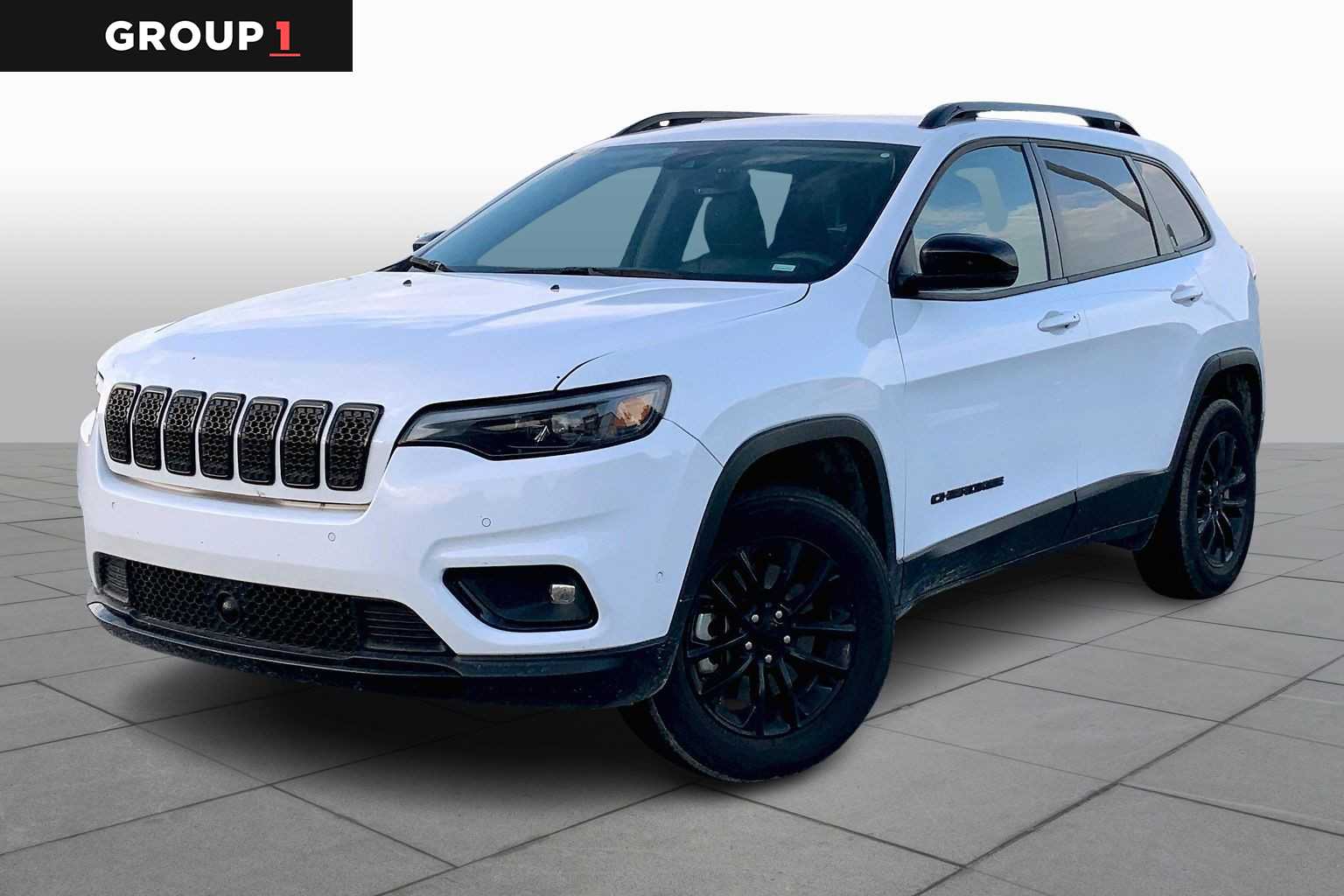 2023 Jeep Cherokee Altitude Lux's photo