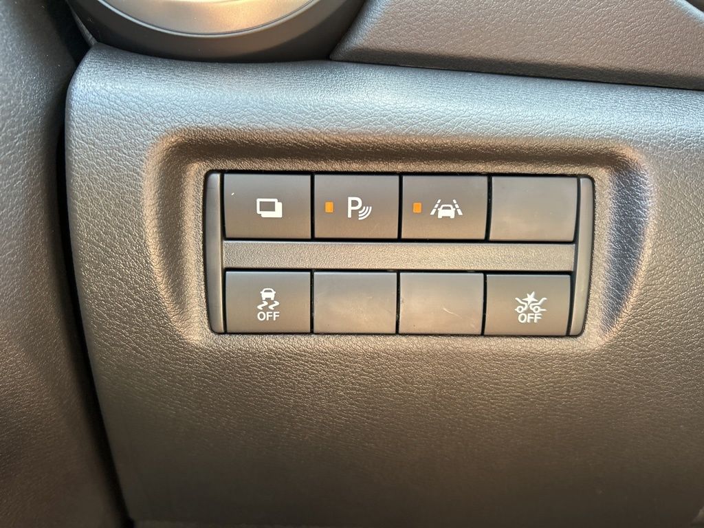 2025 Nissan Versa S photo 23