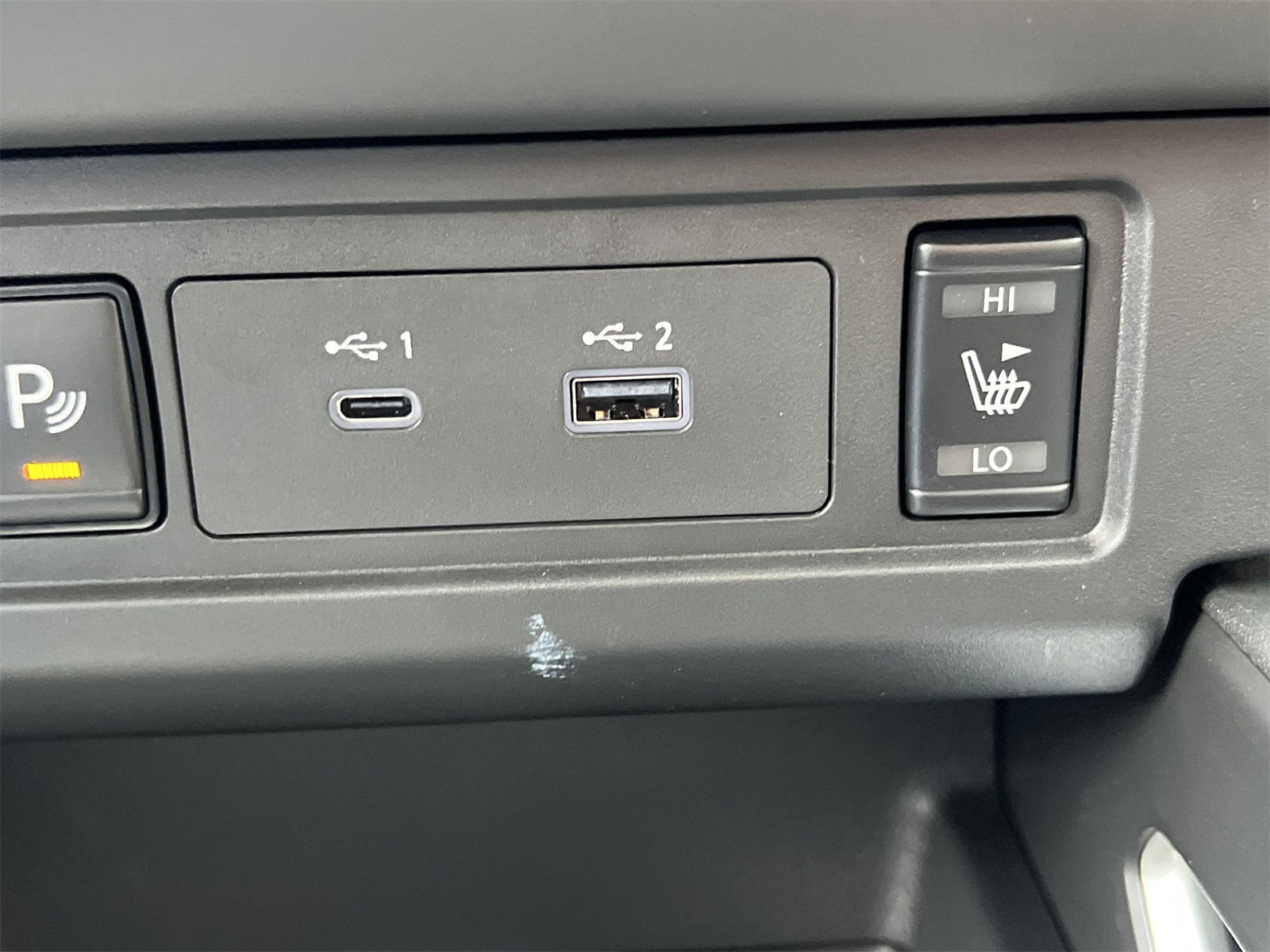 2025 Nissan Frontier SV photo 9