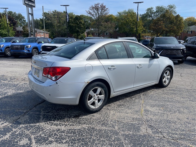 2012 Chevrolet Cruze photo 5