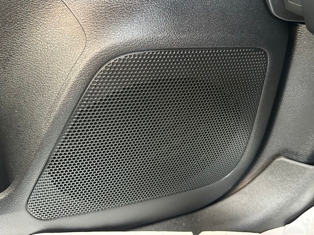 2022 Toyota Tacoma SR5 photo 18