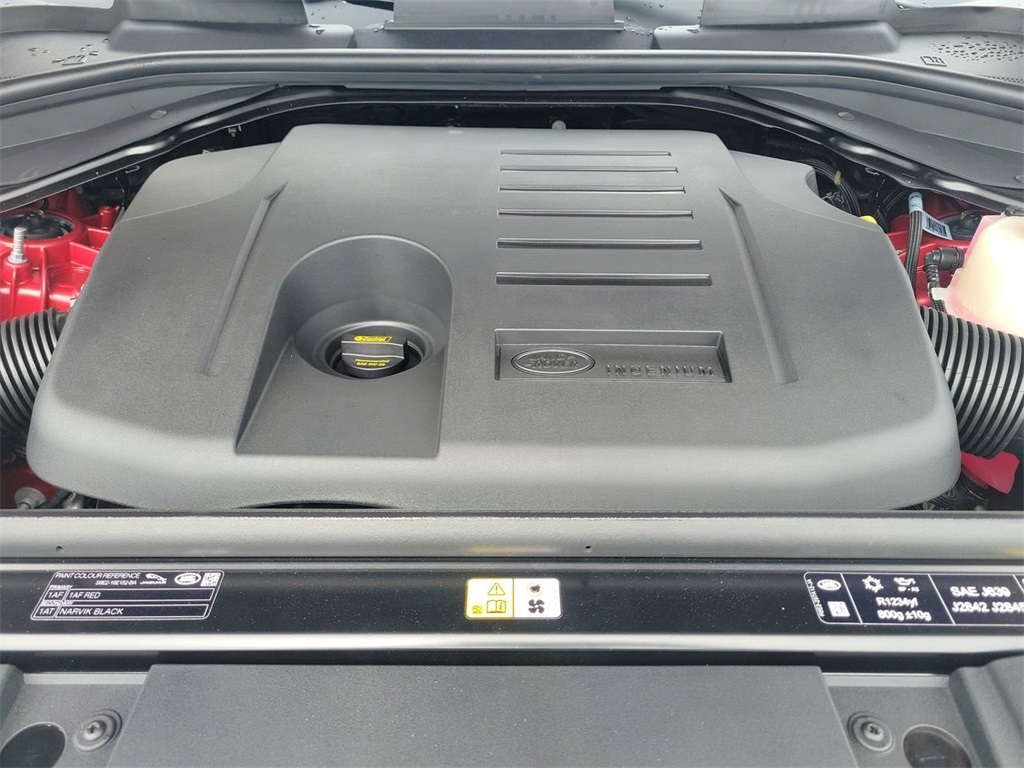 2025 Land Rover Range Rover Sport SE photo 17