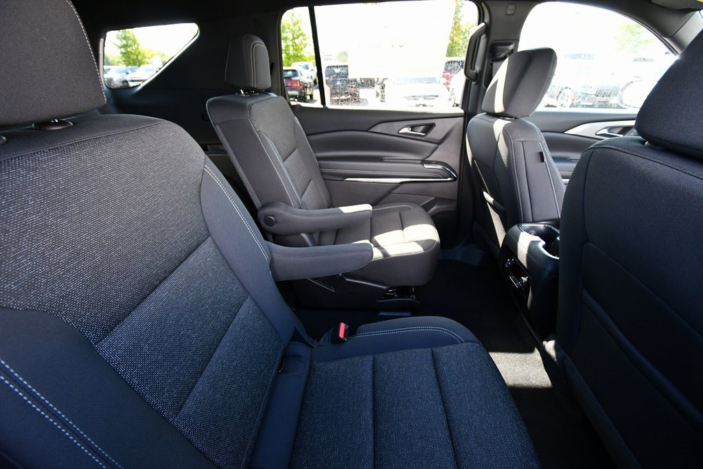 2026 Chevrolet Traverse photo 14