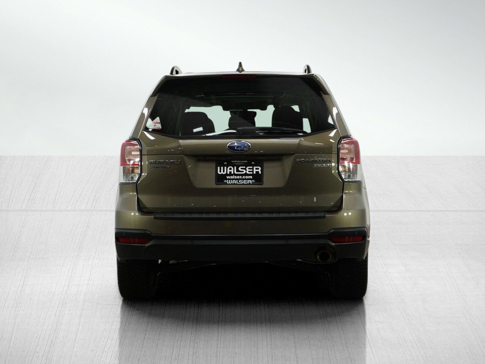 2017 Subaru Forester Touring photo 4