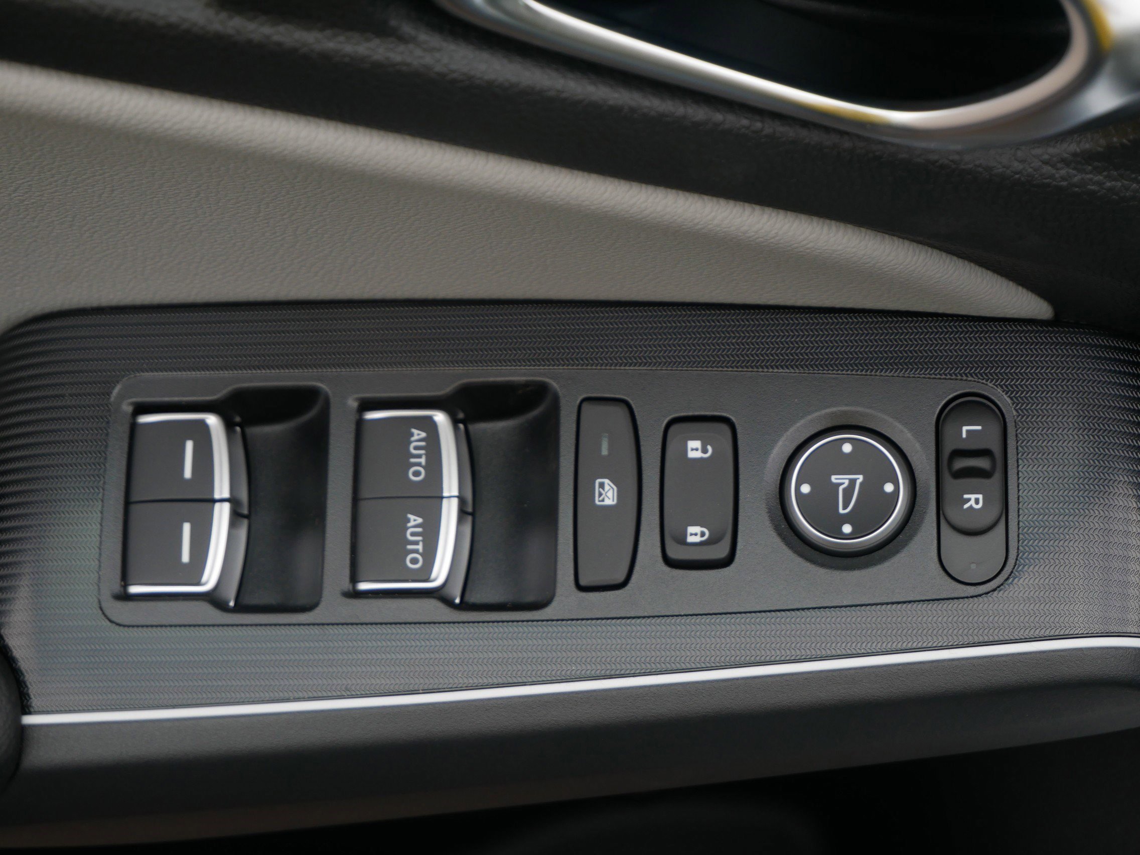 2026 Honda Civic Hybrid Sport Touring photo 13