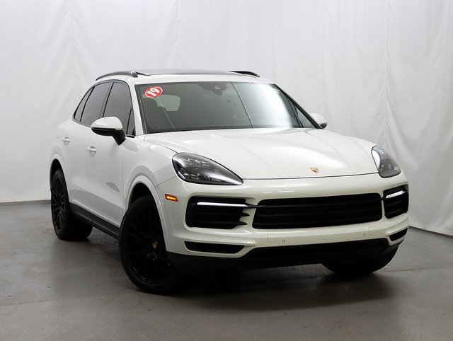 2019 Porsche Cayenne Base's photo