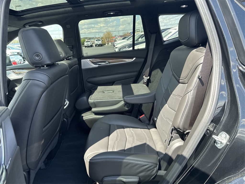 2024 Cadillac XT6 Sport photo 28