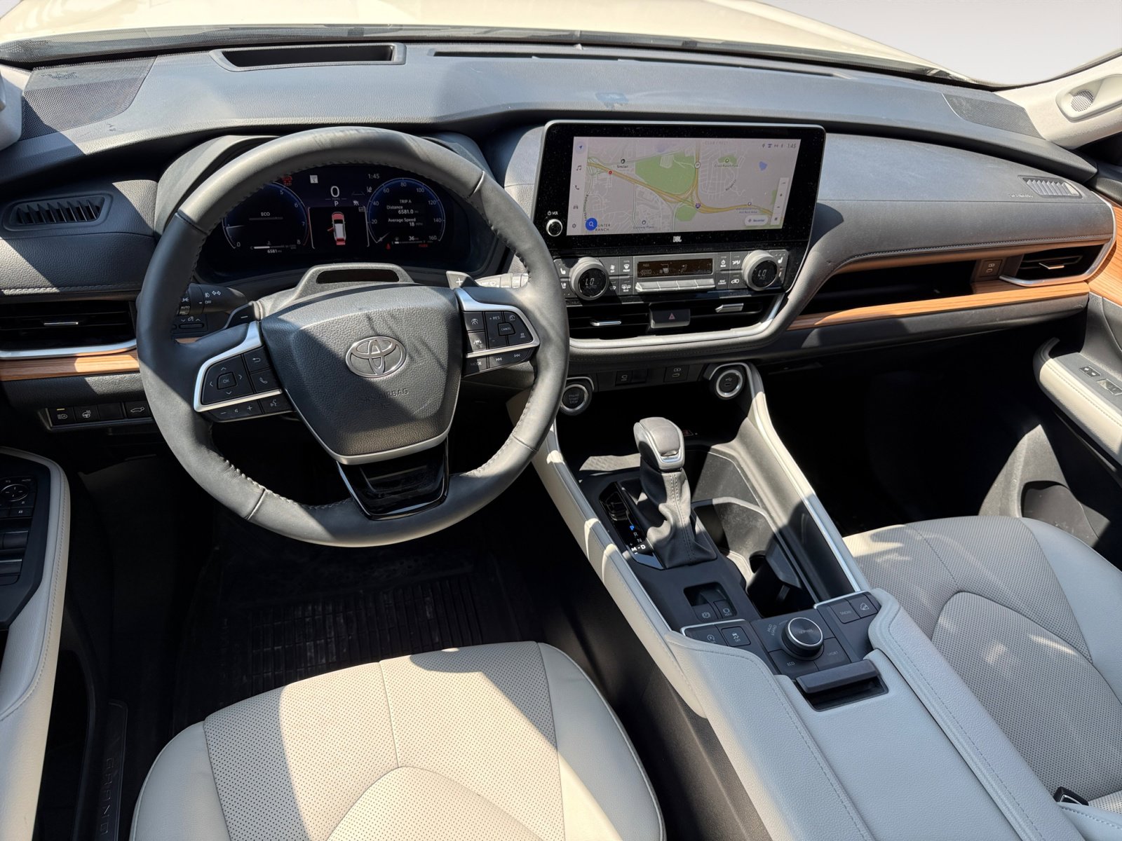 2024 Toyota Grand Highlander Platinum photo 15