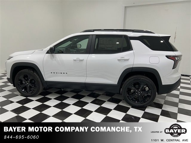 2026 Chevrolet Equinox LT photo 2