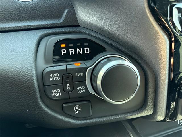 2025 Ram 1500 Big Horn photo 23