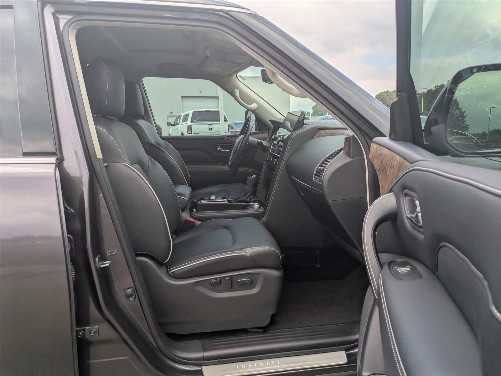 2024 Infiniti QX80 Premium Select photo 27