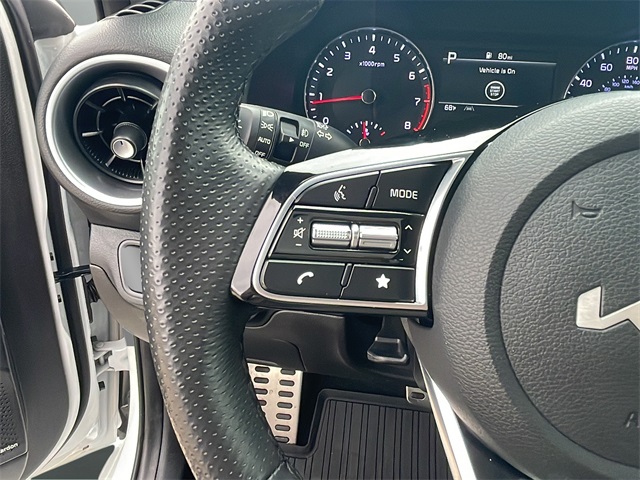 2023 Kia Forte GT-Line photo 9