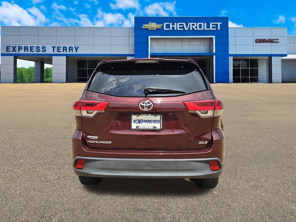 2019 Toyota Highlander XLE photo 5