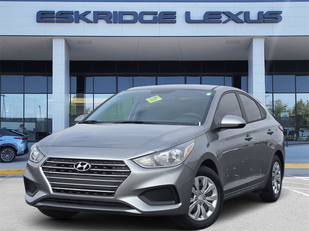 2022 Hyundai Accent SE