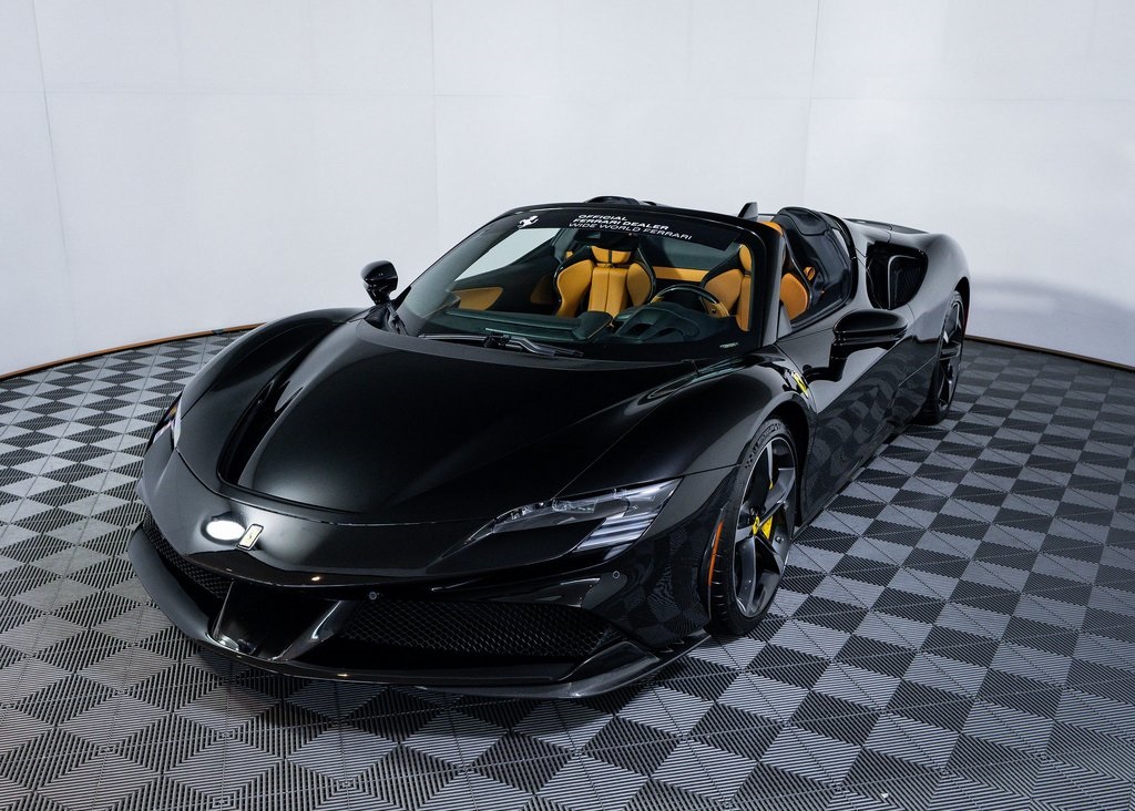 2023 Ferrari SF90 Spider Base photo 15
