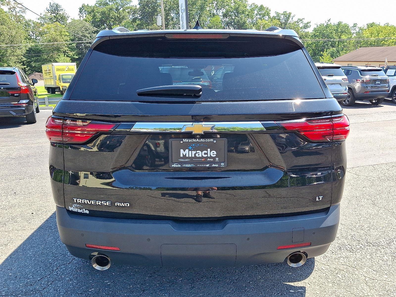 2023 Chevrolet Traverse Leather photo 5