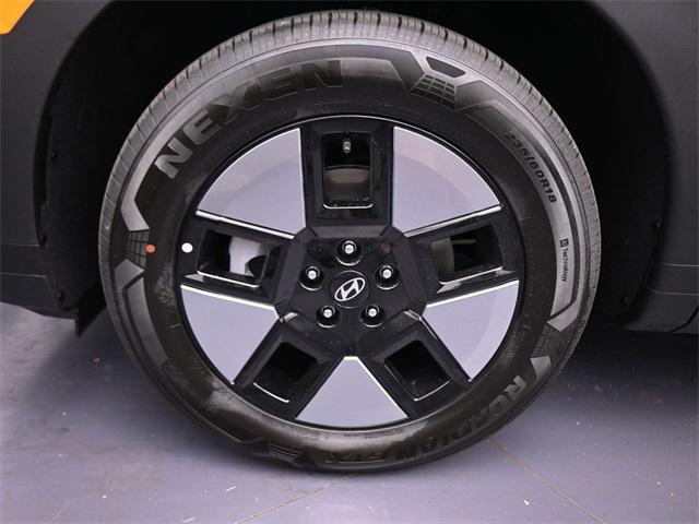 2026 Hyundai Santa Fe SEL photo 17