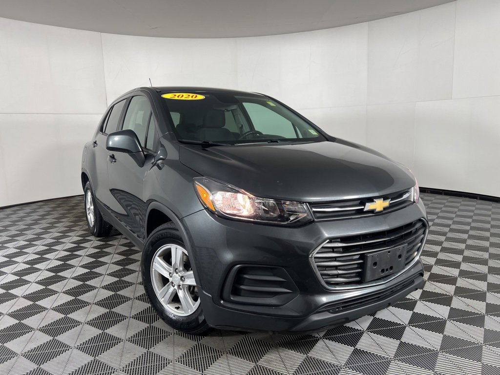2020 Chevrolet Trax LS's photo