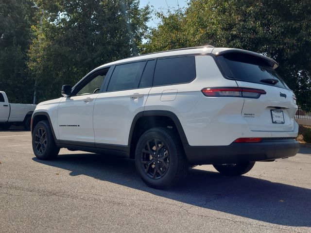 2025 Jeep Grand Cherokee Altitude X photo 2