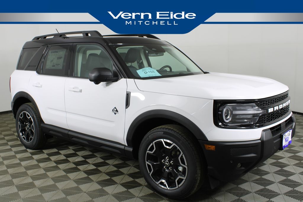 2025 Ford Bronco Sport Outer Banks's photo