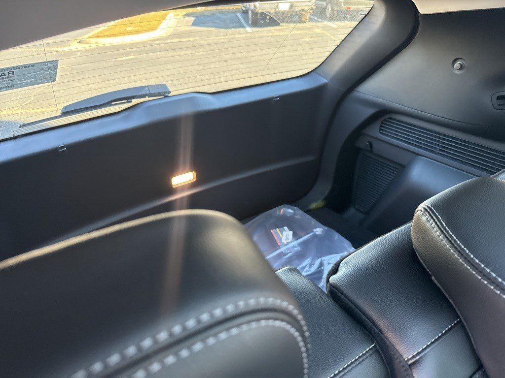 2025 Ford Escape Plug-In Hybrid photo 12