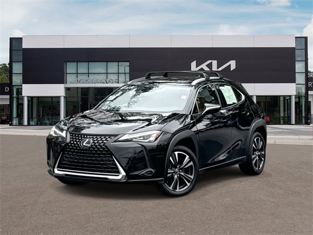 2022 Lexus UX 200's photo