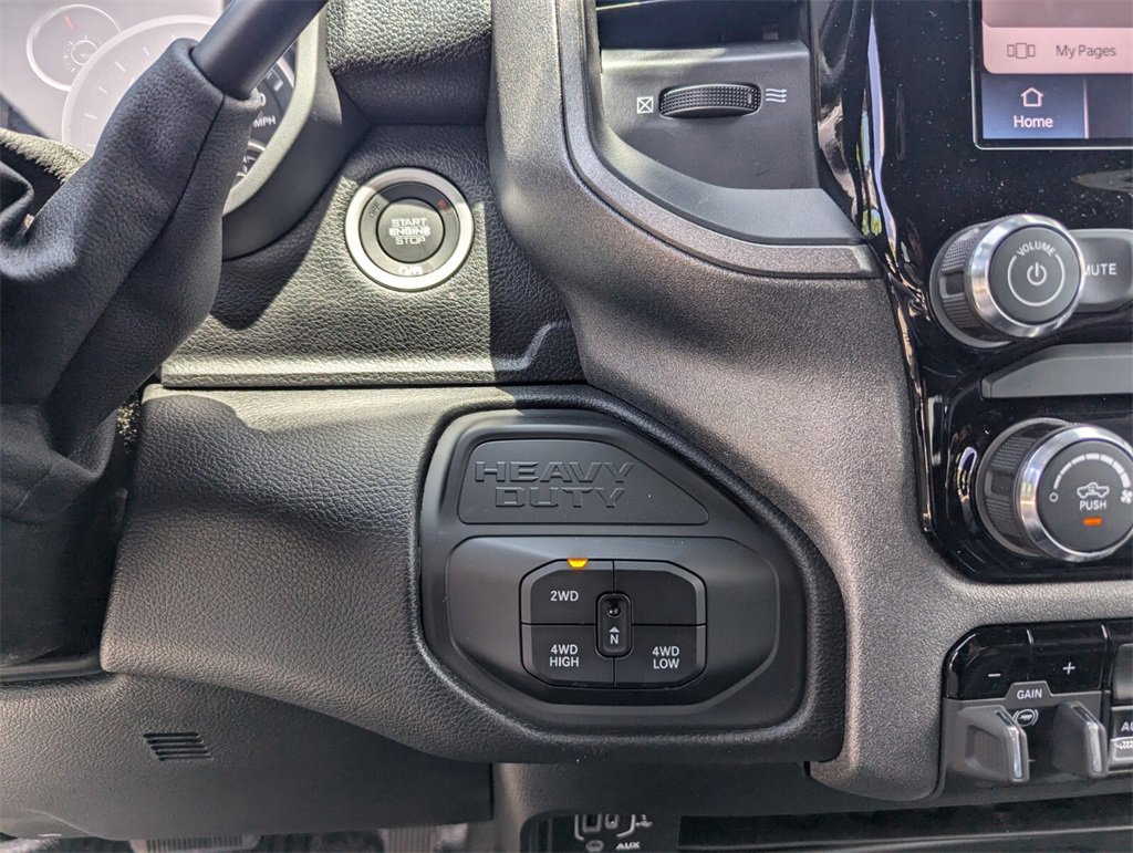 2025 Ram 5500 photo 15