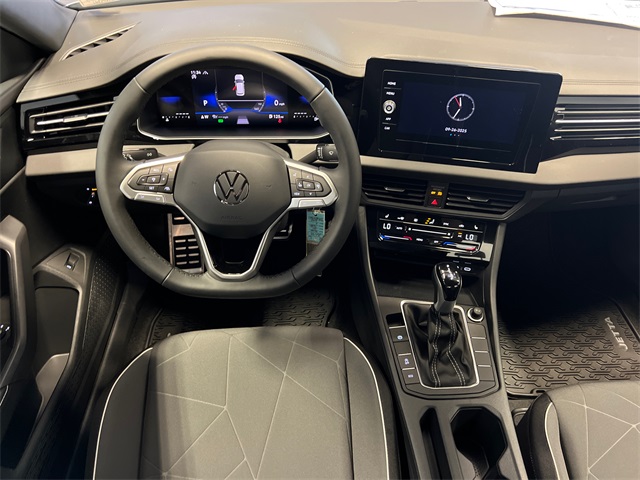 2026 Volkswagen Jetta 1.5T Sport photo 11