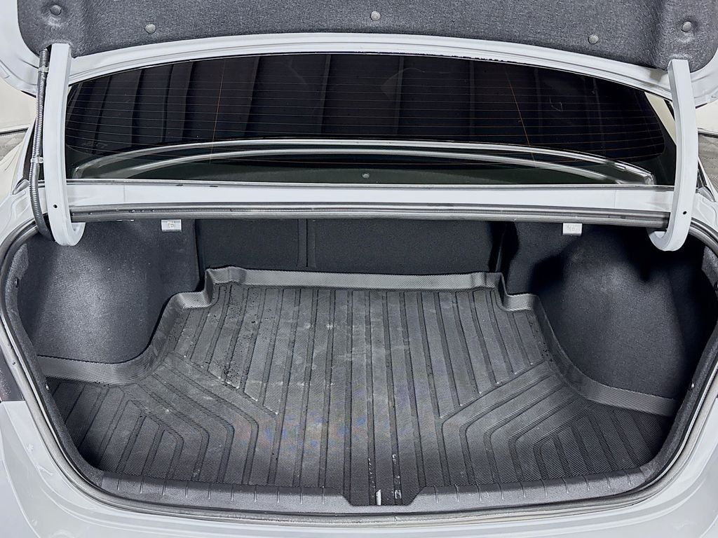 2024 Kia K5 GT-Line photo 20