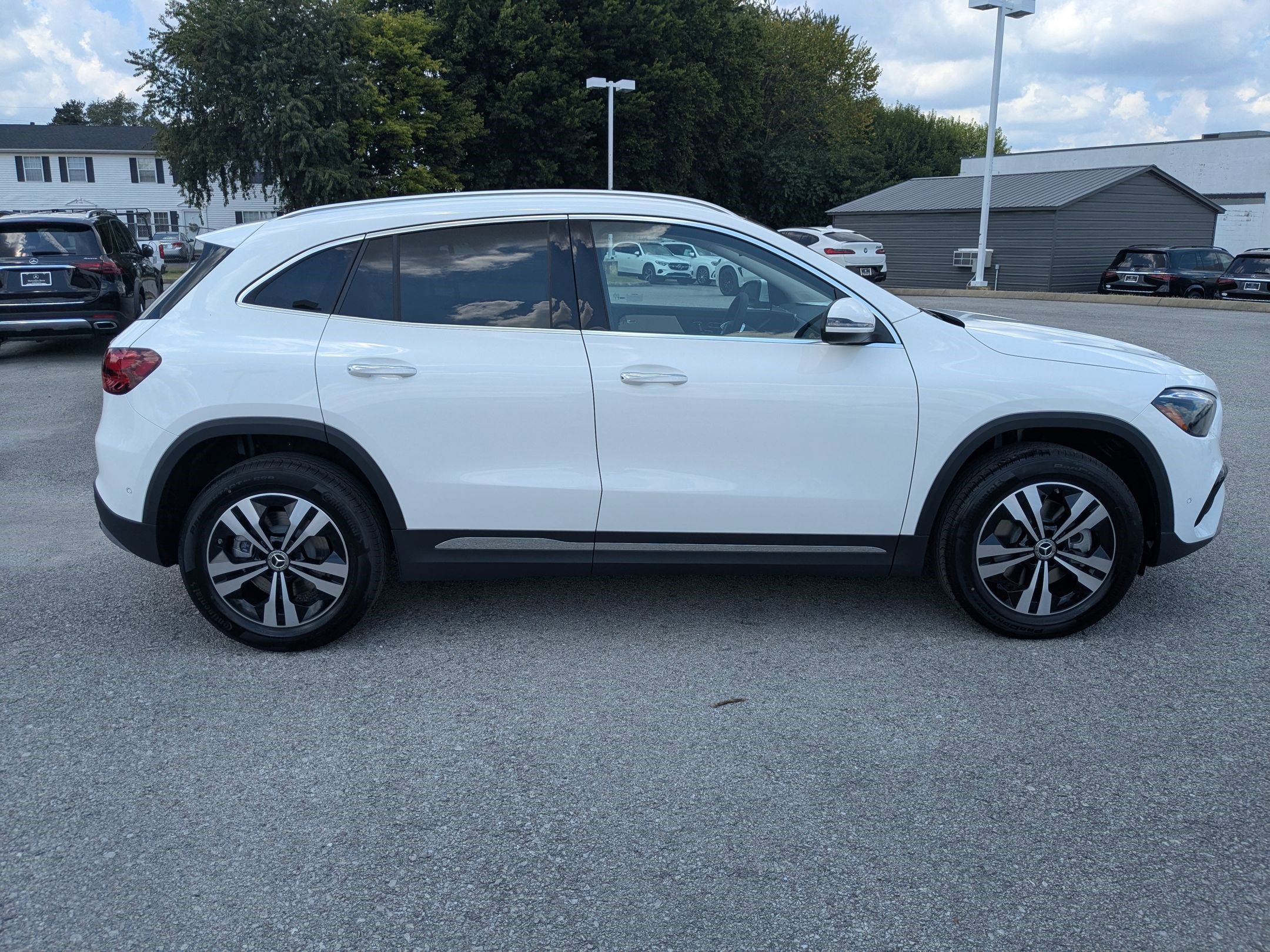 2026 Mercedes Benz GLA 250 4MATIC photo 4