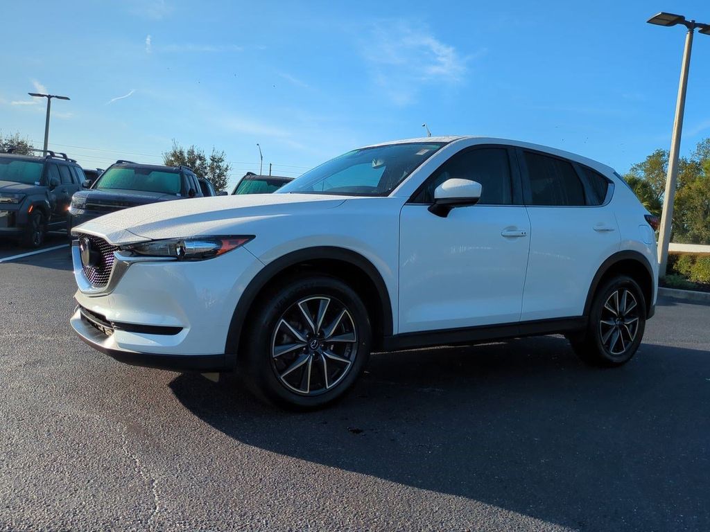 2018 Mazda CX-5 Touring's photo